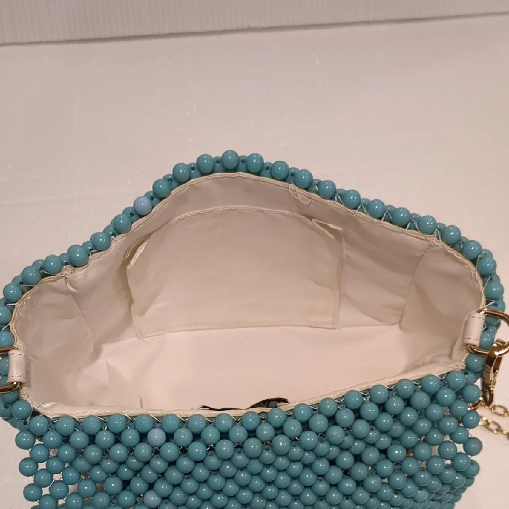 Beaded Turquoise Daisy Shoulder Bag